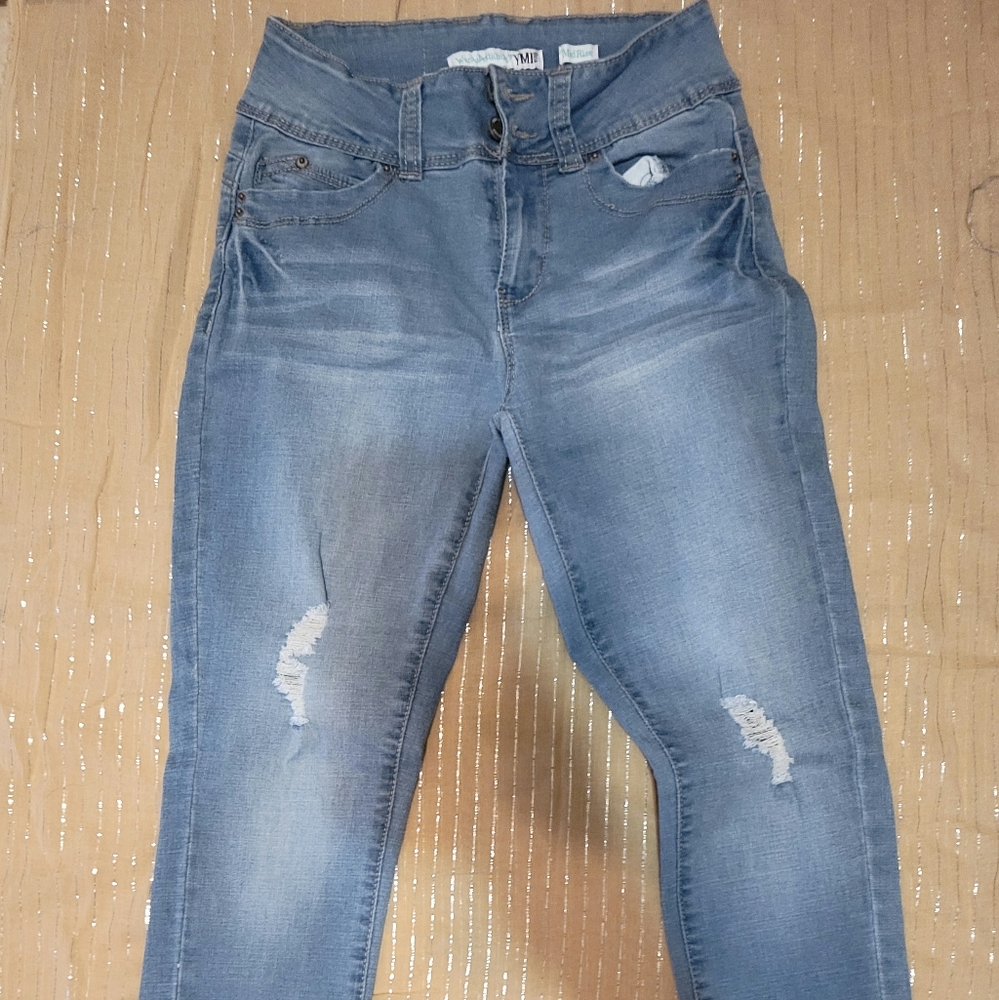 YMI size 3 midrise jeans